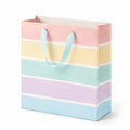 Sac cadeau 26 x 12 x 32 cm en papier rose jaune vert bleu violet à rayures avec anses ruban style pastel